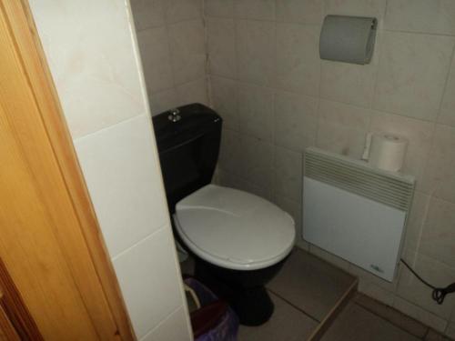 Rent out house. Киев, Русановские сады — photo 7