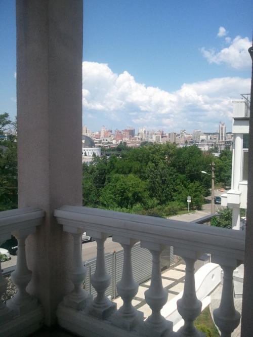 Rent out house. Киев, Краснодонская — photo 5