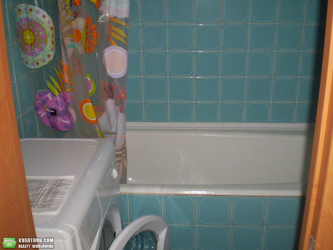 Rent out 2-room apartment. Киев,  Тростянецкая — photo 5