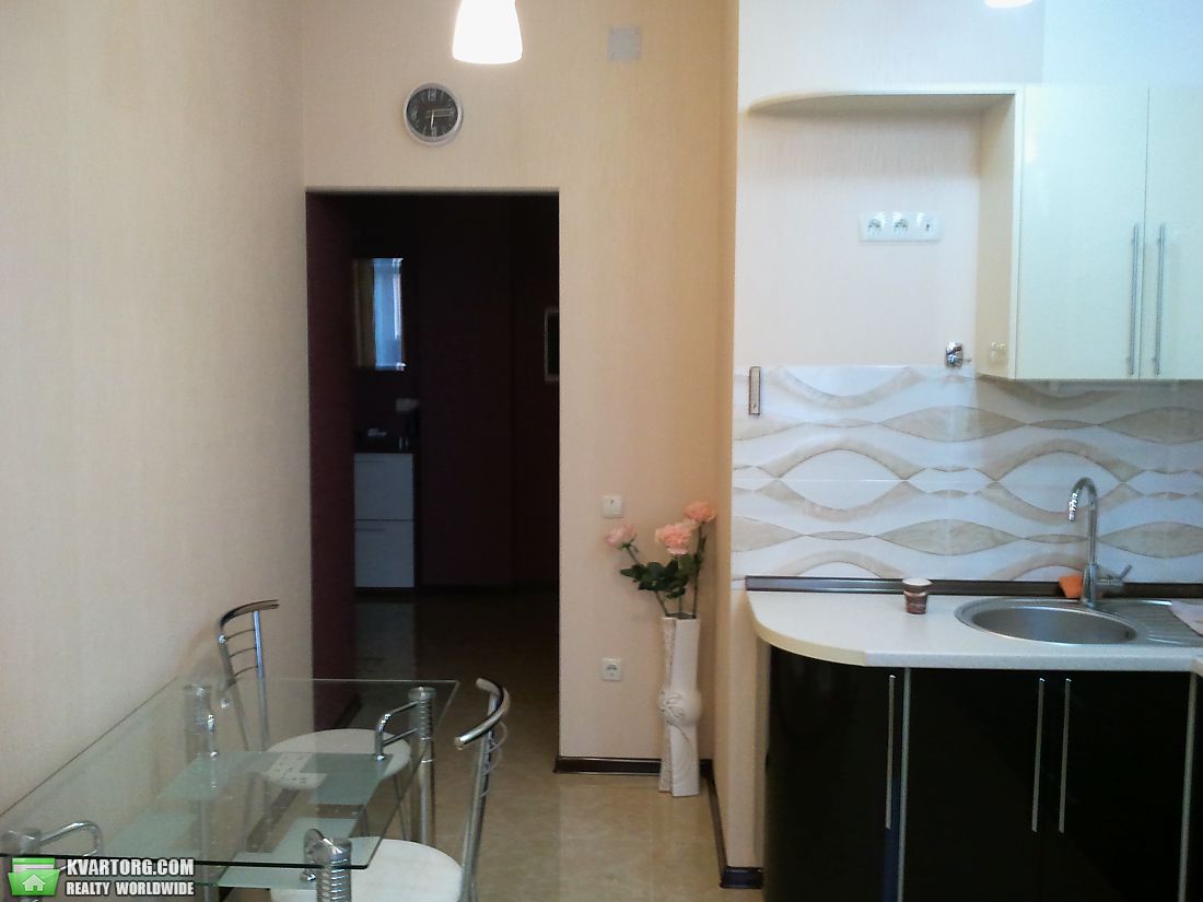 Rent out 2-room apartment. Одесса, Базарная — photo 4