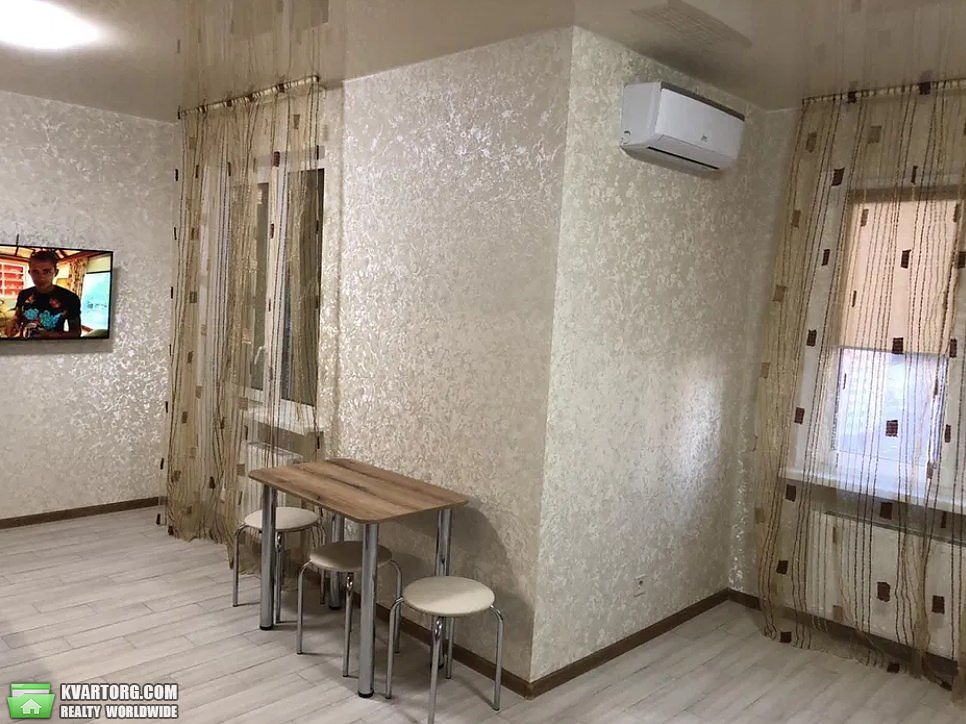 Rent out 1-room apartment. Киев,  Ломоносова — photo 8