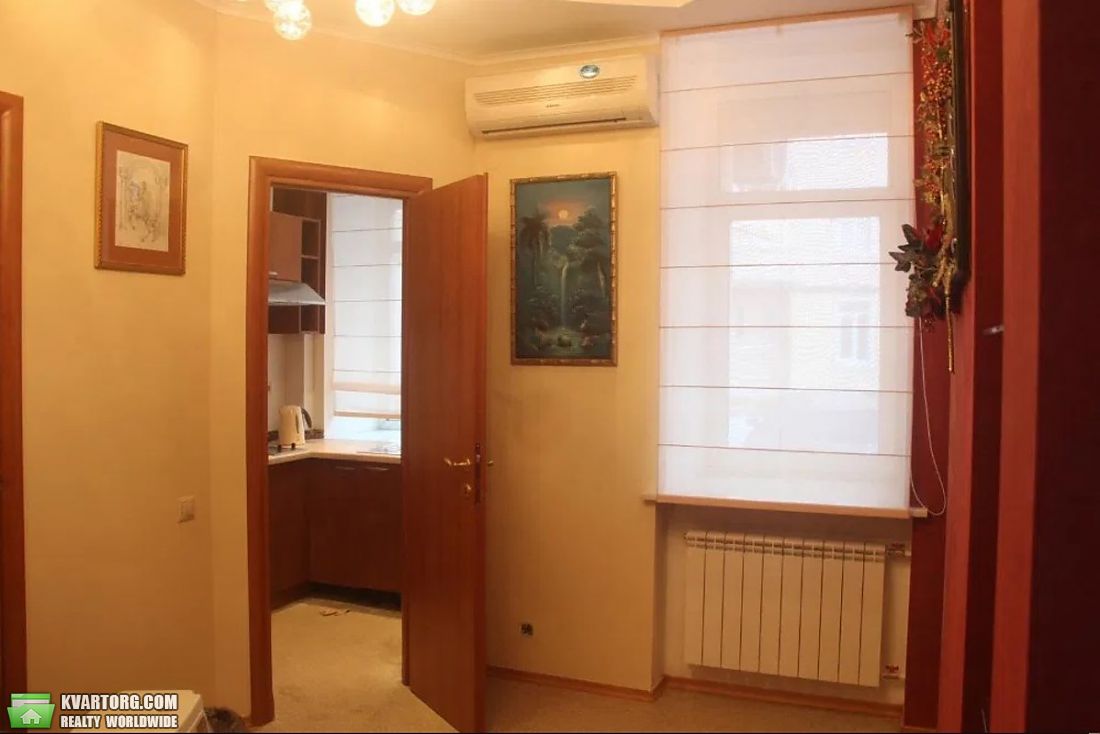 Sell 2-room apartment. Киев,  Обсерваторная — photo 2
