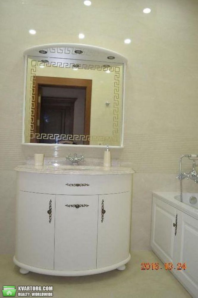 Rent out 2-room apartment. Киев,  Глубочицкая — photo 7
