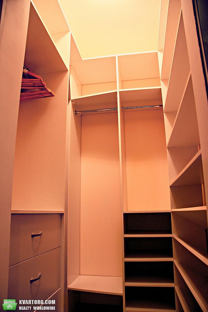 Rent out 1-room apartment. Киев, Драгомирова — photo 9