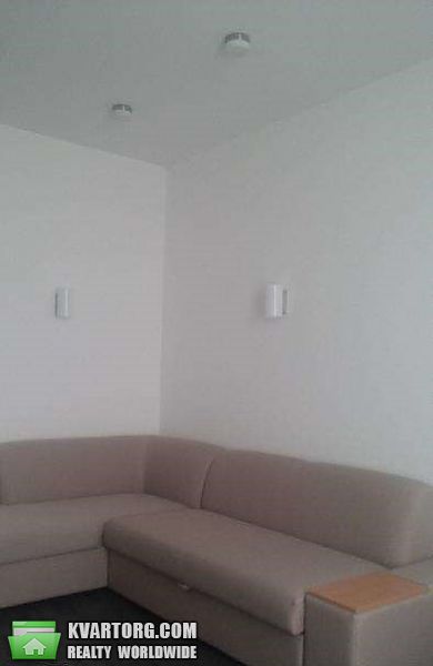 Rent out 1-room apartment. Киев, Богатырская — photo 6