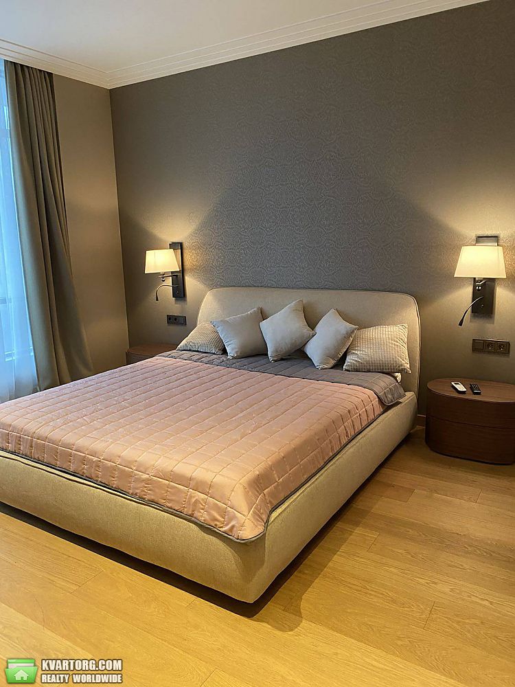 Rent out 4-room apartment. Киев, Болсуновская — photo 2