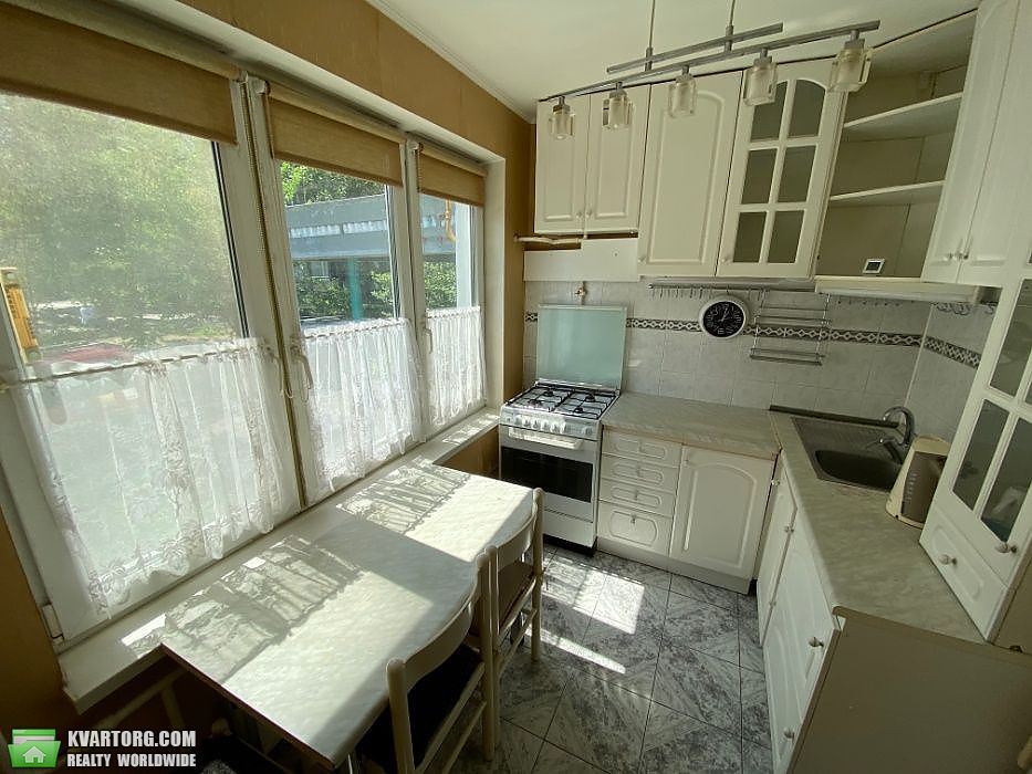Sell 3-room apartment. Киев,  Вышгородская — photo 4
