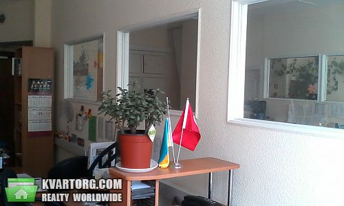 Rent out office. Киев, Эспланадная — photo 4