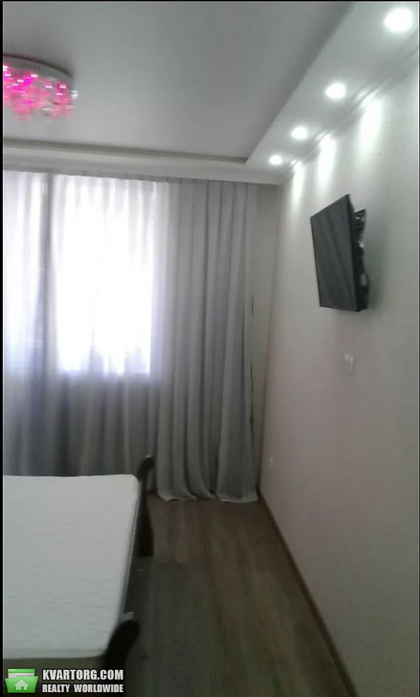 Rent out 2-room apartment. Киев,  Малиновского — photo 3