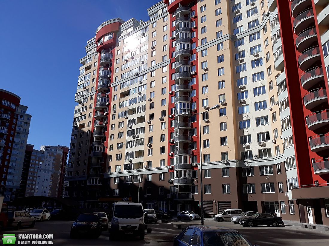 Sell 2-room apartment. Киев,  Ломоносова — photo 1