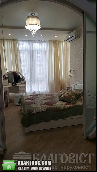 Sell 1-room apartment. Киев,  Уборевича — photo 3