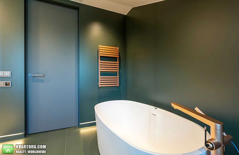 Sell 5-room apartment. Киев, Богомольца — photo 7
