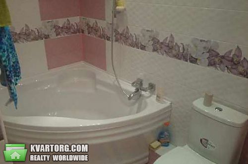 Rent out 2-room apartment. Киев, Харьковское шоссе — photo 2