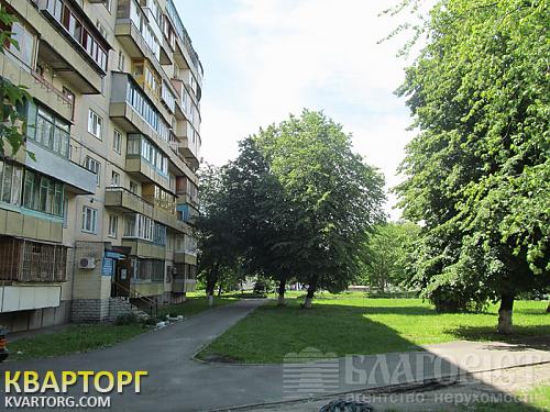Sell 3-room apartment. Киев,  Дегтяревская — photo 1