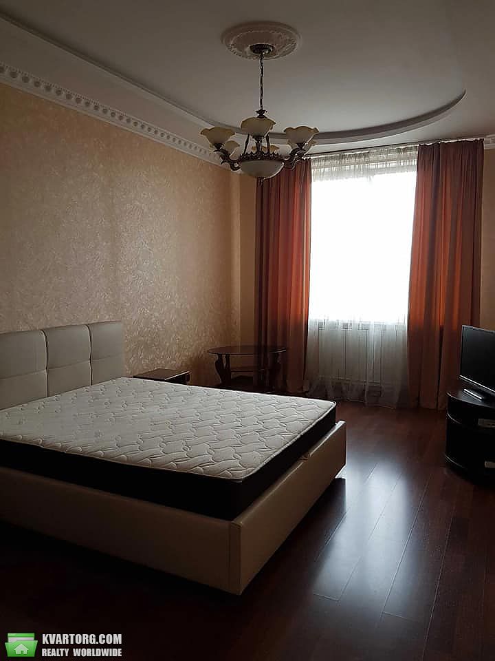 Rent out 1-room apartment. Киев,  Героев Сталинграда пр — photo 3