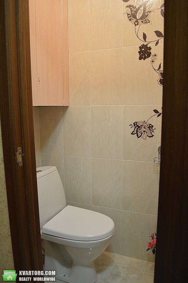 Rent out 2-room apartment. Киев,  Васильковская — photo 4