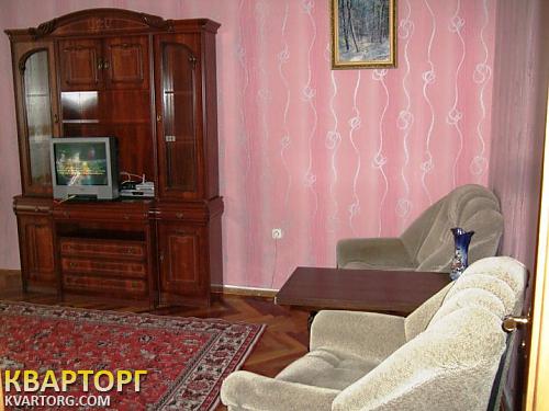 Rent out 2-room apartment. Киев,  Барбюса — photo 2