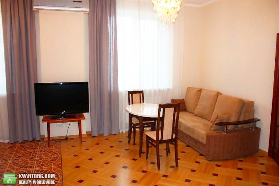 Rent out 2-room apartment. Киев, красноармейская — photo 1