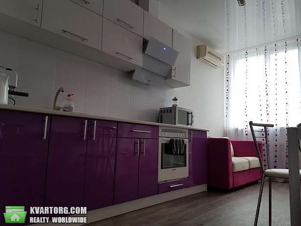 Rent out 1-room apartment. Киев, Светлая — photo 6