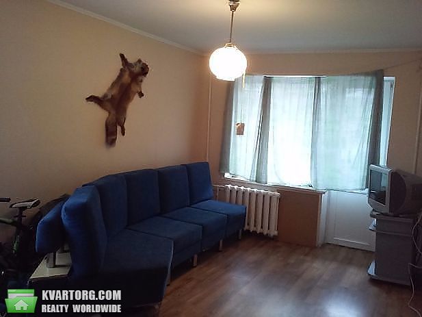 Sell 3-room apartment. Днепропетровск, Набережная Победы — photo 1
