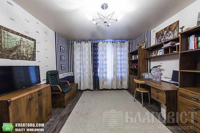 Sell 4-room apartment. Киев,  Краснозвездный пр — photo 1