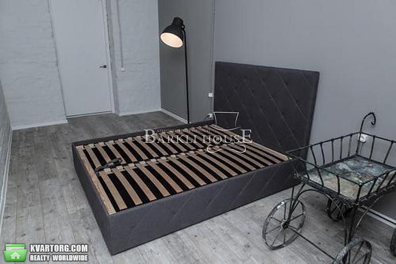 Rent out 2-room apartment. Киев,  Бассейная — photo 2
