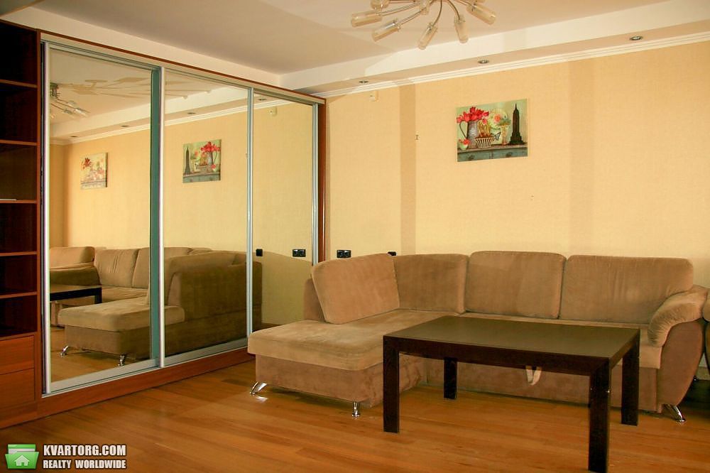 Sell 1-room apartment. Киев,  Багговутовская — photo 4