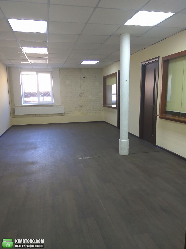 Rent out office. Киев, Жилянская — photo 4