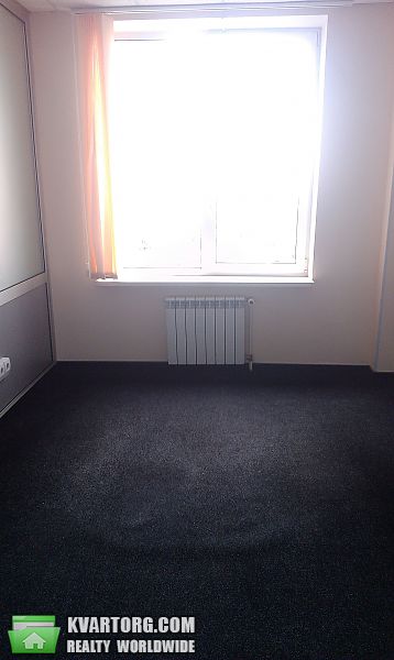 Rent out office. Киев, Бажана — photo 7