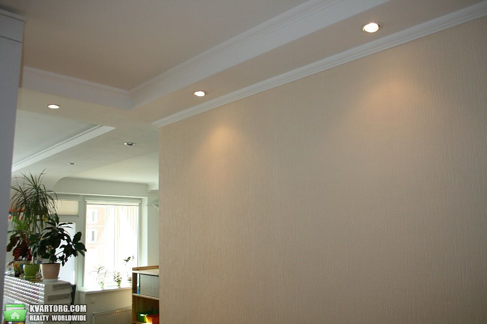 Sell 2-room apartment. Киев,  Ужвий — photo 1