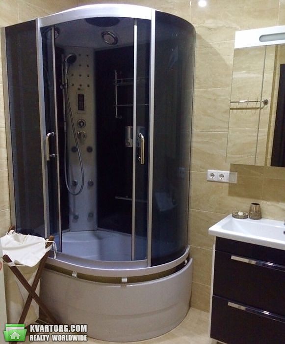 Rent out 2-room apartment. Киев,  Вильямса — photo 4