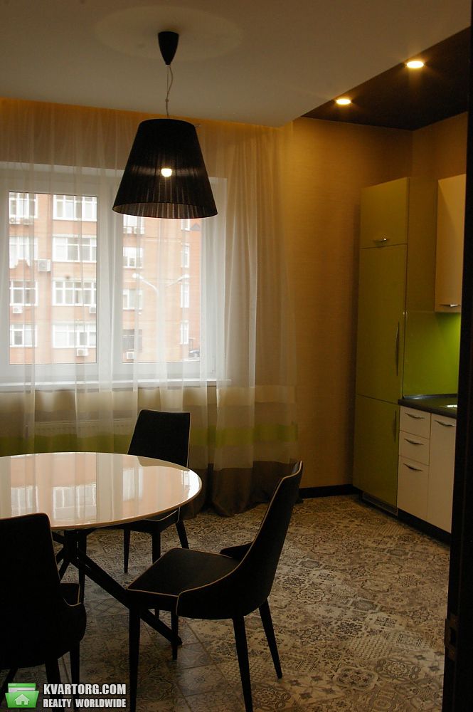 Rent out 3-room apartment. Киев,  Златоустовская — photo 7