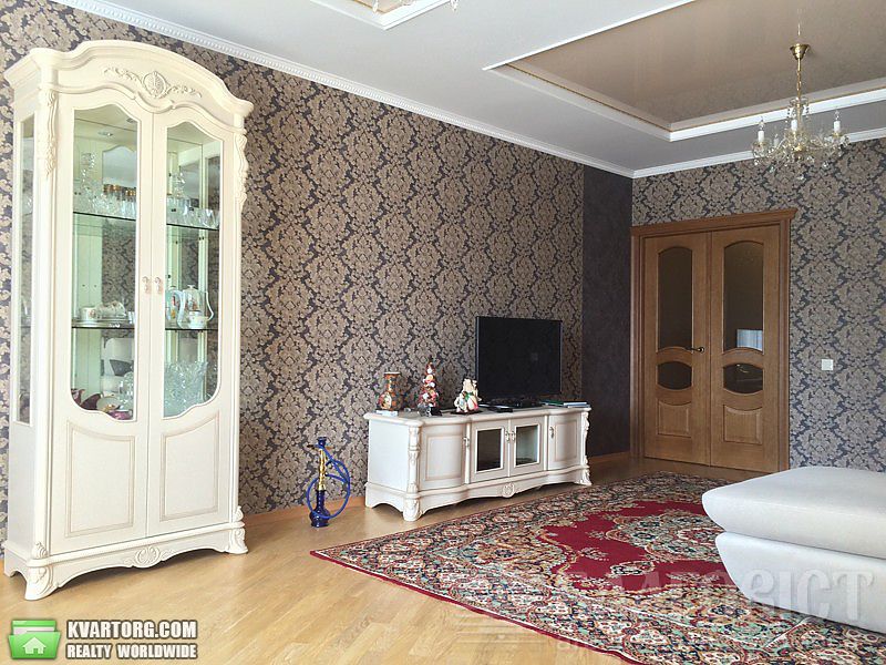 Sell 3-room apartment. Киев,  Автозаводская — photo 4
