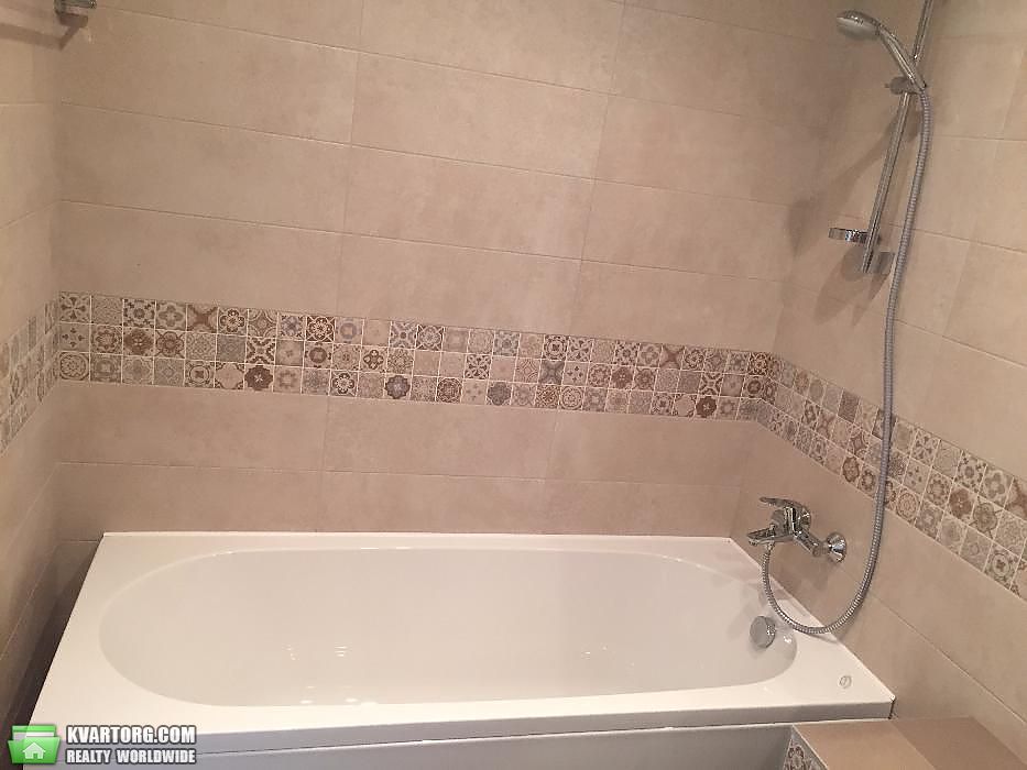 Rent out 2-room apartment. Киев,  Петрицкого — photo 7