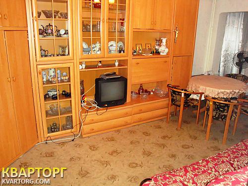 Rent out 2-room apartment. Киев,  Харьковское шоссе — photo 2