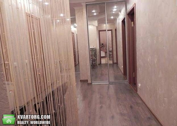 Rent out 2-room apartment. Киев,  Чавдар — photo 3