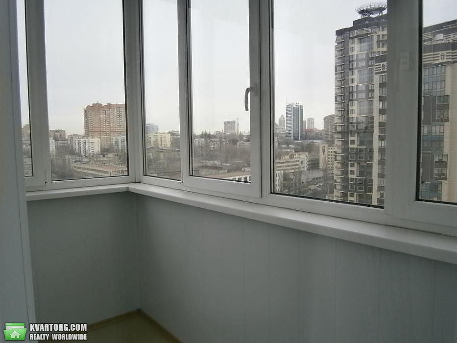 Rent out 3-room apartment. Киев,  Тверская — photo 10