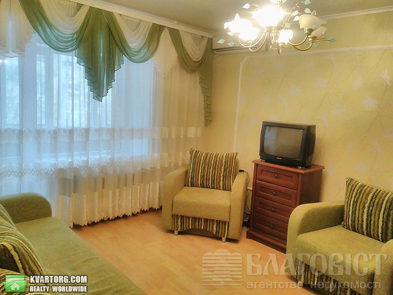 Sell 2-room apartment. Киев,  Франко — photo 1