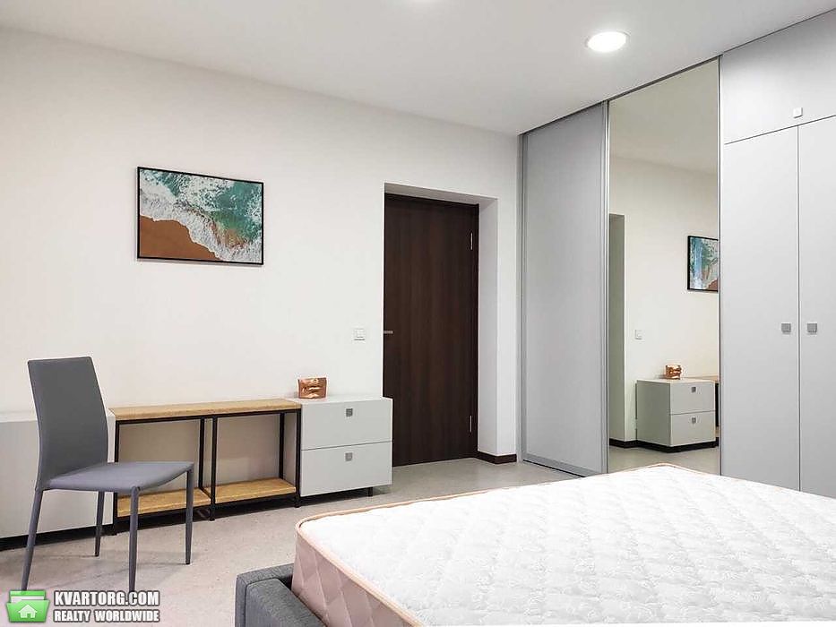Rent out 2-room apartment. Киев,  Паньковская — photo 6