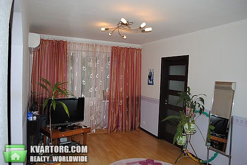 Sell 2-room apartment. Киев, Ивана Лепсе — photo 1