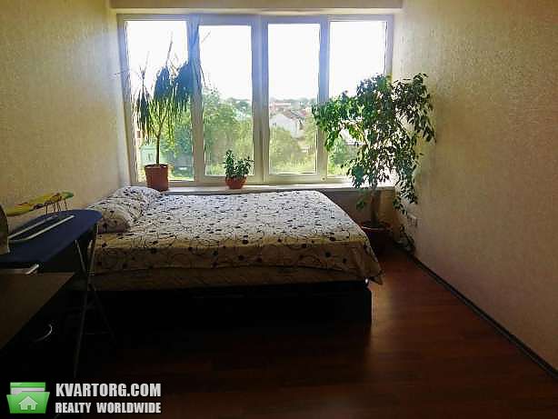 Sell 2-room apartment. Киев,  Школьная — photo 4