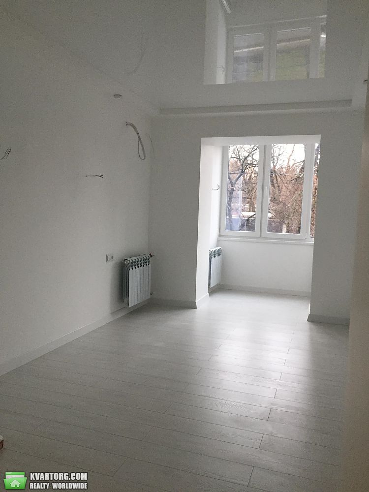 Sell 2-room apartment. Киев,  Толстого — photo 3