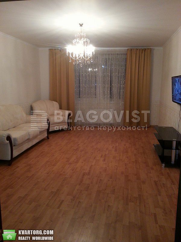 Rent out 2-room apartment. Киев, Окіпної Раїси — photo 1