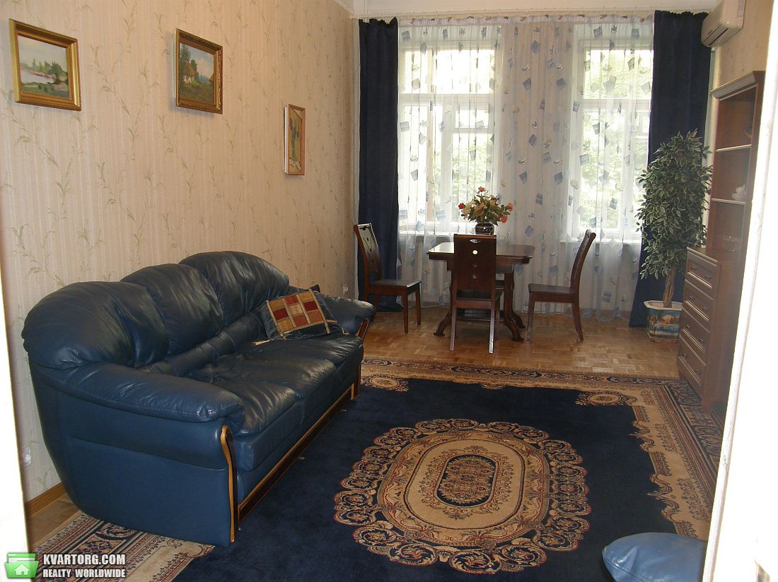 Rent out 3-room apartment. Киев,  Бассейная — photo 9