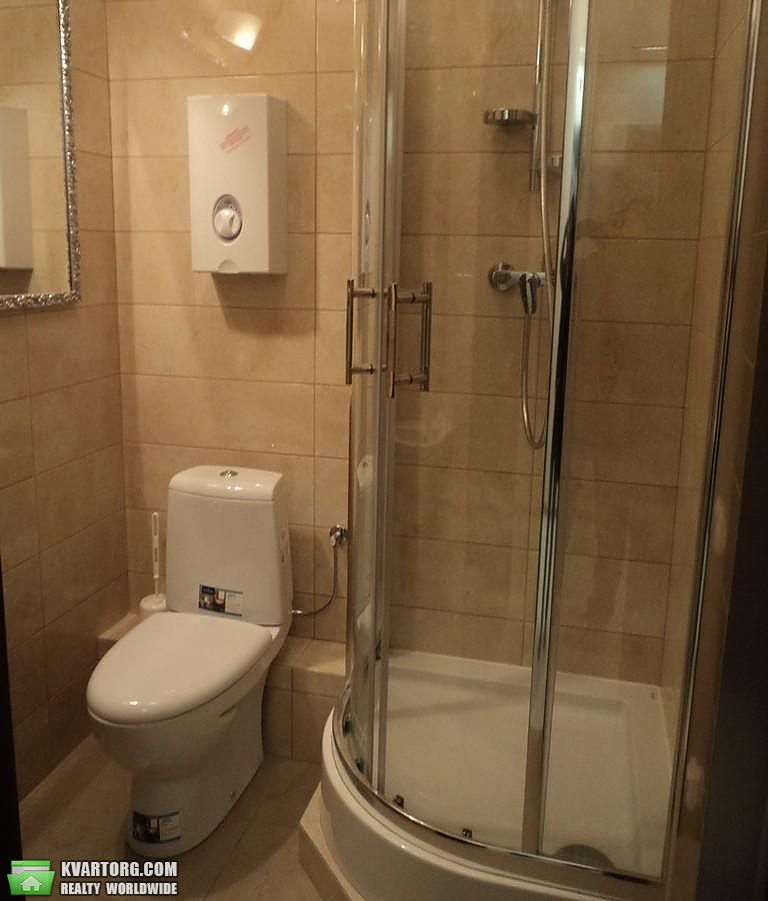 Rent out 2-room apartment. Киев,  Леси Украинки бул — photo 5