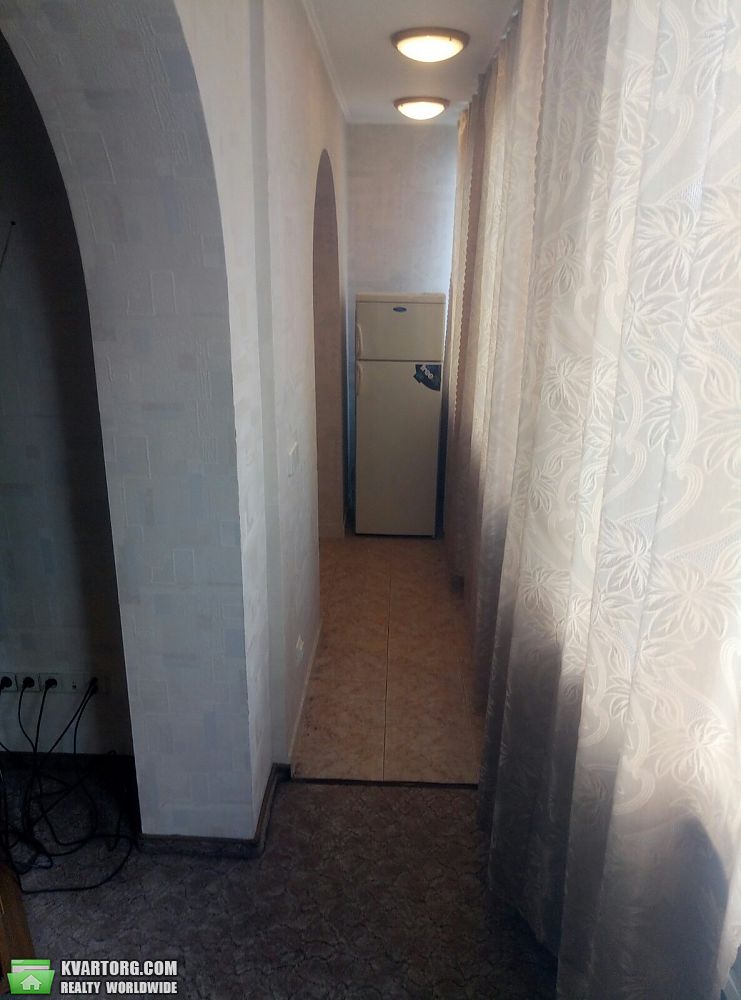 Rent out 1-room apartment. Киев,  Западынская — photo 7