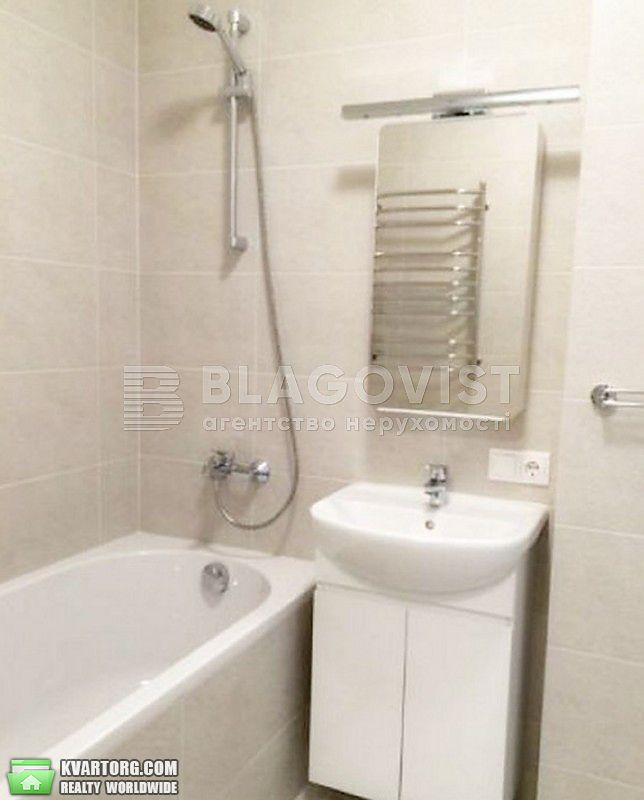Rent out 2-room apartment. Киев,  Коломиевский пер — photo 5