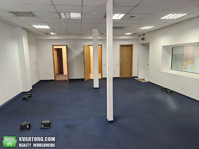 Rent out office. Киев, Березняковская — photo 1