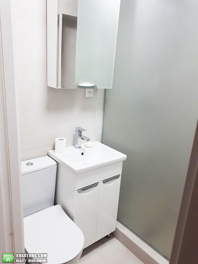 Rent out 1-room apartment. Днепропетровск, Набережная Ленина — photo 3