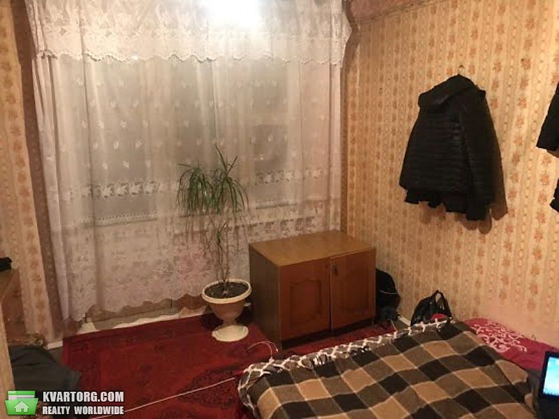 Sell 3-room apartment. Киев,  Зодчих — photo 1